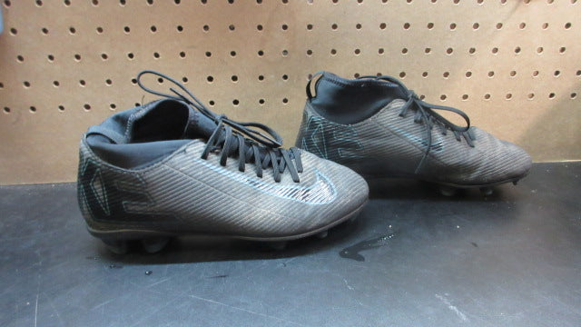 Load image into Gallery viewer, Used Nike Mercurial Superfly 10 Academy Soccer Cleats - Size Youth 4
