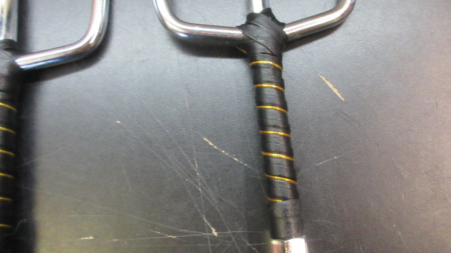 Load image into Gallery viewer, Used Octagon Sai W/ ProForce Sai Carrying Case - QTY 2
