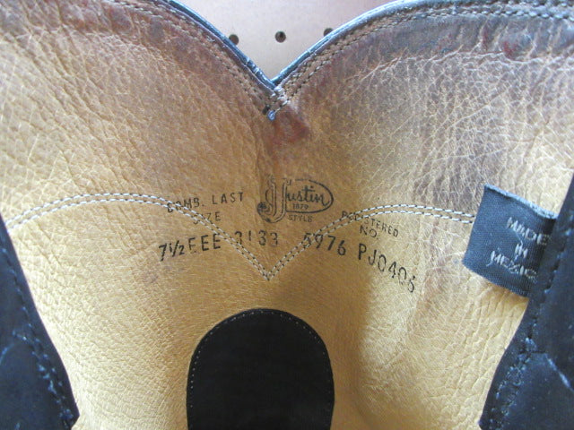 Load image into Gallery viewer, Used Leather Boots - Size 7 1/2
