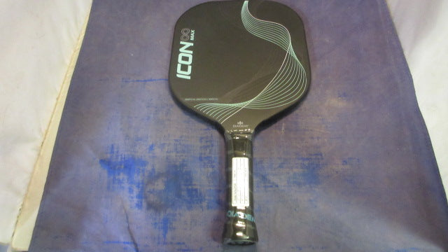Load image into Gallery viewer, Used Diadem Icon Infinity Max Pickleball Paddle
