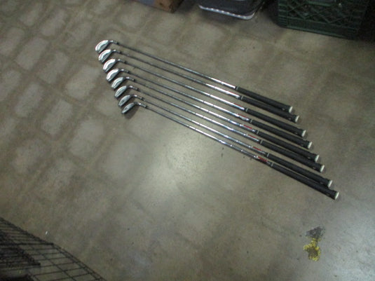 Used Wilson staff D7 IRON SET RH 5-PW-SW-GW Steel Shaft