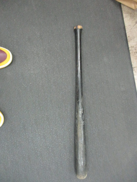 Used Louisville Slugger 29