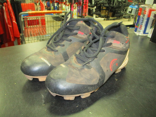 Used Guardian Strike Point Cleats in Black Size 4
