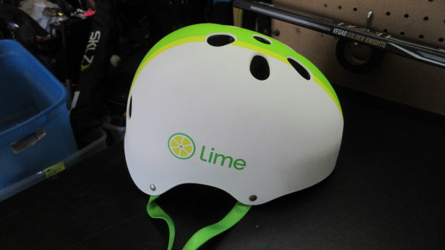 Load image into Gallery viewer, Used Lime Skating Helmet - Size XL
