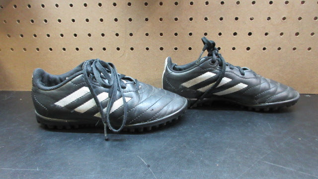 Load image into Gallery viewer, Used Adidas Goletto VIII Turf Soccer Cleats - Size 1
