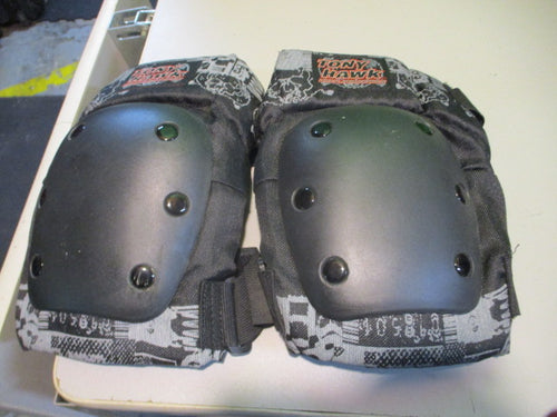 Used Tony Hawk Huck Jam Series Adult Skating Knee Pads