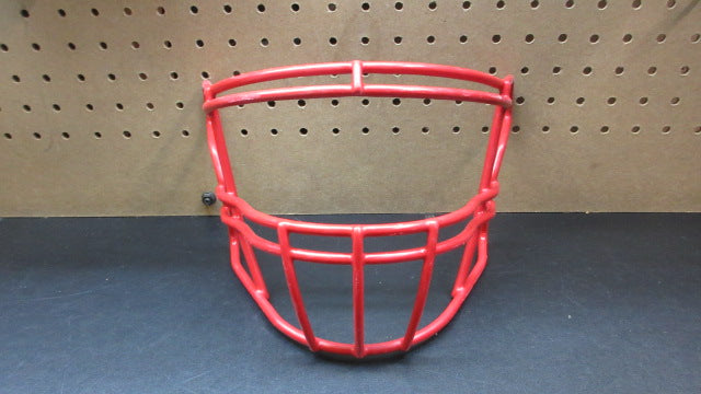 Load image into Gallery viewer, Used Riddell 05-23TA 95414 Football Face Guard - Red
