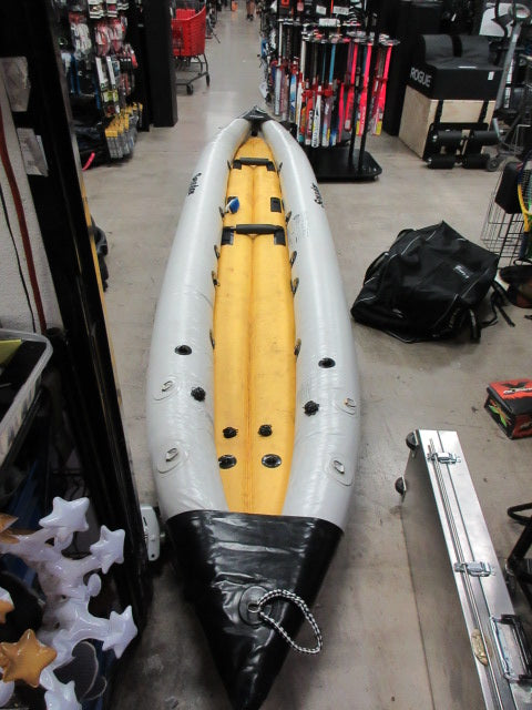 Load image into Gallery viewer, Used Sevylor Ocean SVX500 Ocean Kayak XK17 Inflatable Kayak
