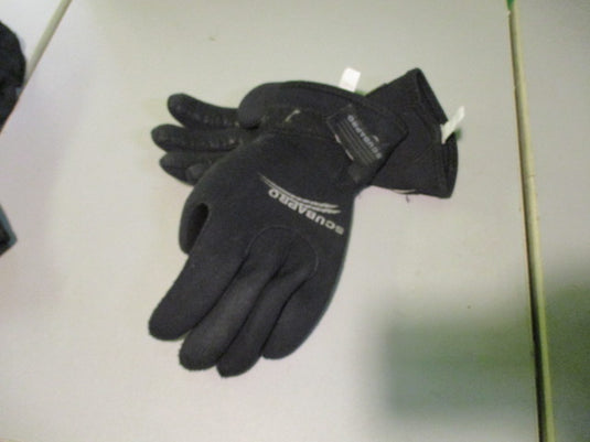 Used ScubaPro Medium Neoprene Dive Gloves