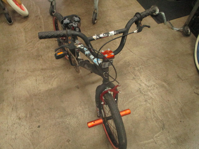 Load image into Gallery viewer, Used Kent Abyss 18" BMX Bike

