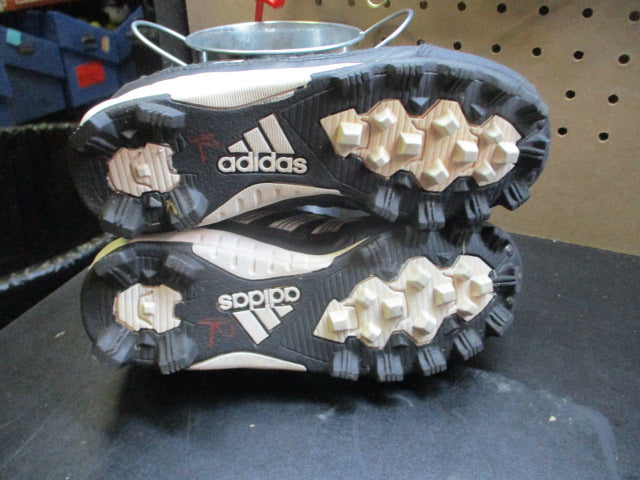 Load image into Gallery viewer, Used Adidas Triple Star 5 Cleats Youth Size 1
