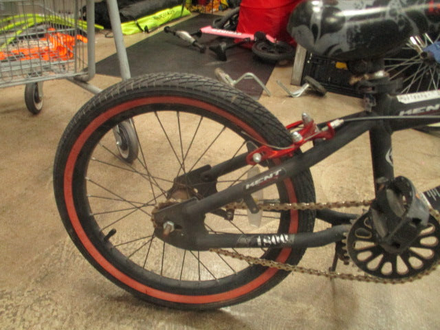 Load image into Gallery viewer, Used Kent Abyss 18" BMX Bike
