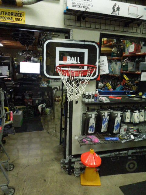Load image into Gallery viewer, Used U Ball Pro Classic 1.0 With Size 4 Balls Fully Mobile Basketball Hoop
