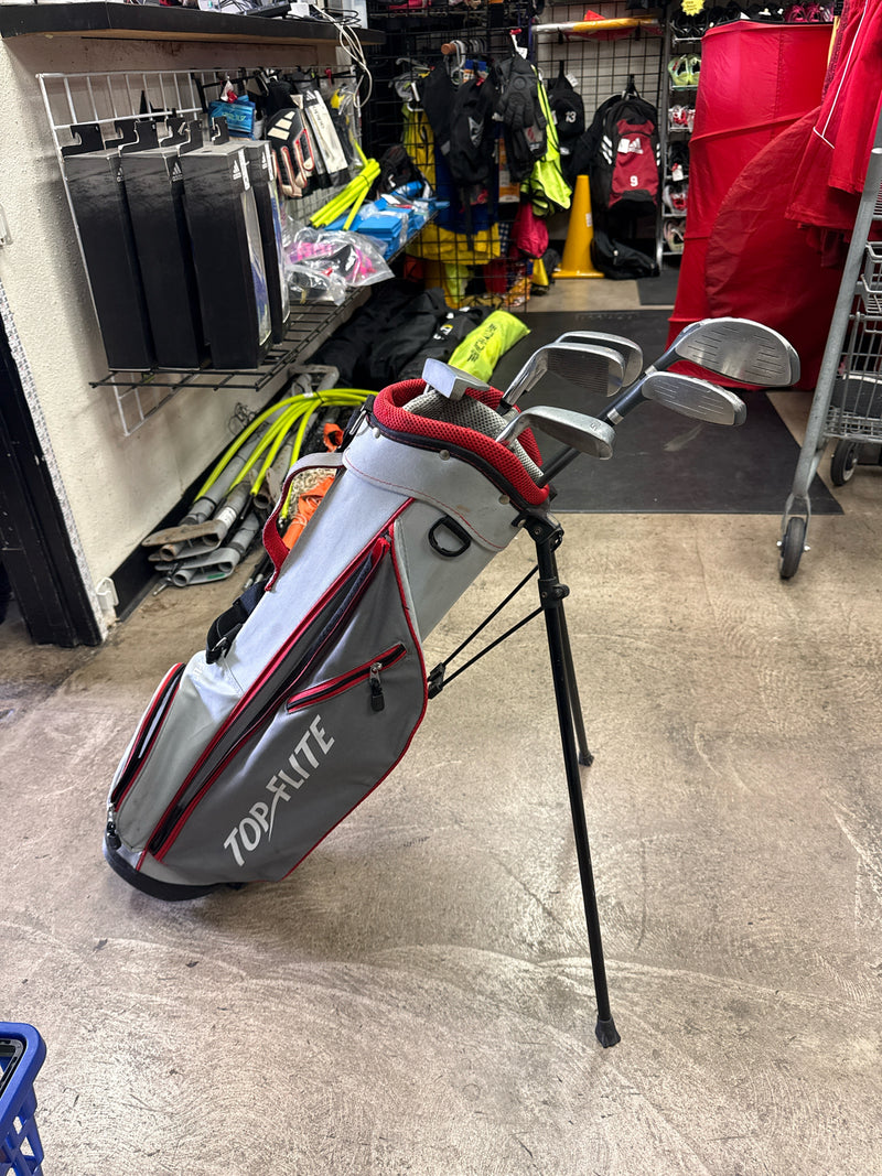 Load image into Gallery viewer, Used Top Flite Jr Golf Club Set 6 Clubs + Stand Bag
