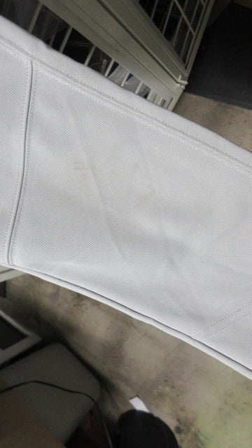 Load image into Gallery viewer, Used Under Armour Grey Open Bottom Pants Youth Size Medium - wear
