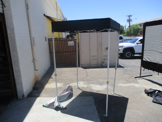 Load image into Gallery viewer, Used Eurmax Outdoor Canopy 5' x 5'
