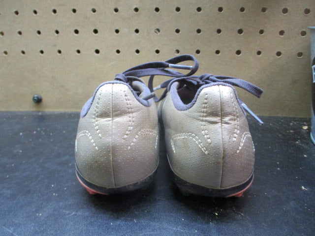 Load image into Gallery viewer, Used Adidas Predator Soccer Cleats - Size Youth 12
