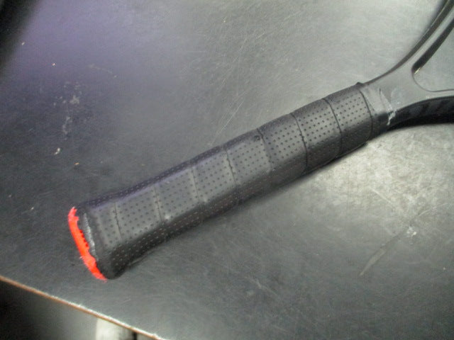 Load image into Gallery viewer, Used Wilson Pro Staff 25 v11.0 25&quot; Tennis Racquet
