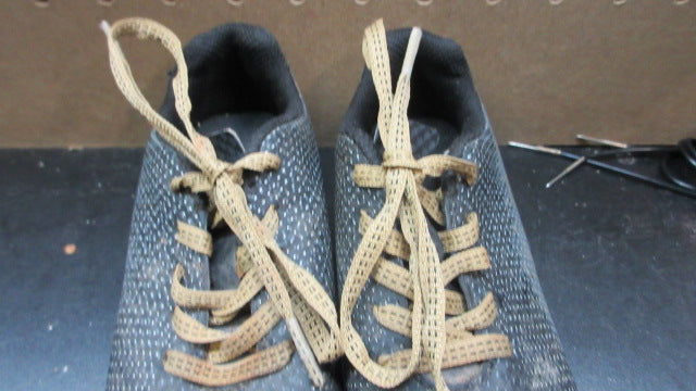 Load image into Gallery viewer, Used Dsg Kids' Speed Viper Soccer Cleats - Size Youth 11
