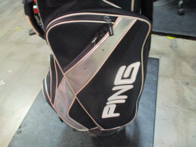Load image into Gallery viewer, Used Ping Outlander Golf Cart Bag W/ Strap

