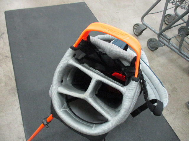 Load image into Gallery viewer, Used TaylorMade Golf Stand Bag
