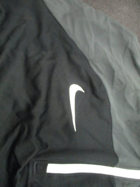Load image into Gallery viewer, Used Nike Arizona Dri-Fit Size Large Warm Up Soccer Jacket
