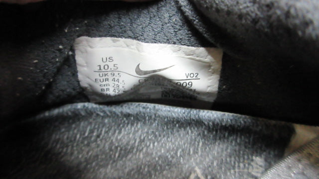 Load image into Gallery viewer, Used Nike Metcon 6 Sneakers - Size 10.5
