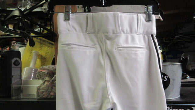 Load image into Gallery viewer, Used Wire2Wire Closed Bottom Baseball Pants - Size Youth Medium

