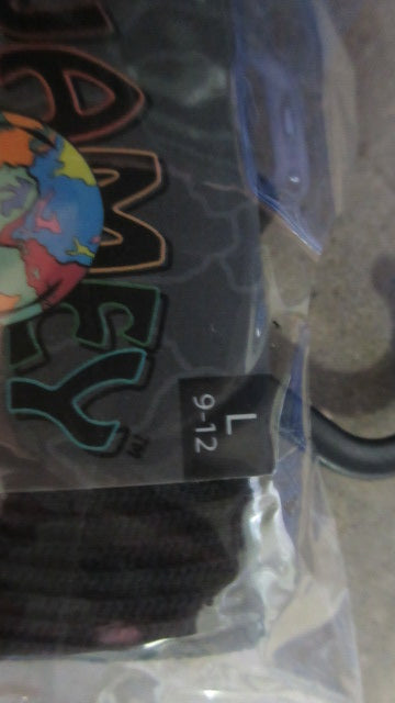 Load image into Gallery viewer, James Arthur Green Skull Long Socks - Size Large 9-12
