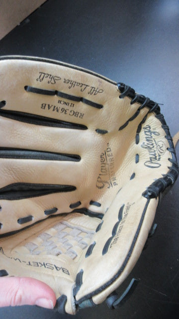 Load image into Gallery viewer, Used Rawlings Player Preferred 12" Leather Glove - RHT
