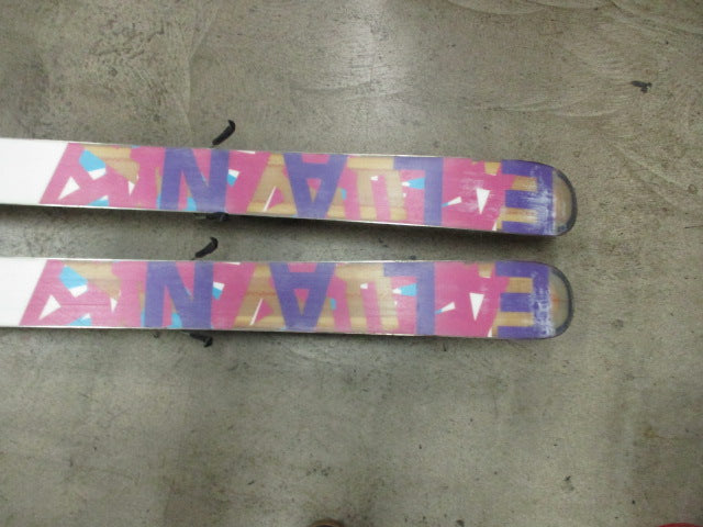 Load image into Gallery viewer, Used Elan Bliss 155cm Powder Ski With Elan Bindings
