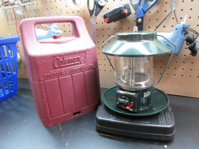 Load image into Gallery viewer, Used Coleman Electronic Ignition Propane Lantern
