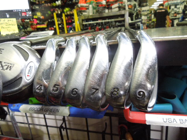 Load image into Gallery viewer, Used Tour Collection MX400 FF 11pc Right Hand Golf Club Set 1D 3,5H 4-9i S,Pw

