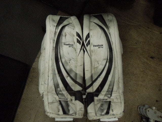 Load image into Gallery viewer, Used Reebok Lefevre Goalie Pads in White Size 35"+2
