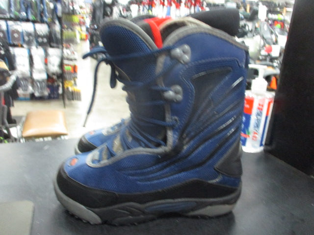 Load image into Gallery viewer, Used Women&#39;s Ride Snowboard Boots Size 8
