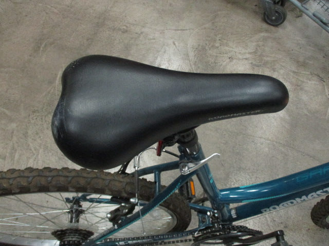Load image into Gallery viewer, Used Roadmaster Granite Peak 18 Speed Mountain Bike (Needs Service)
