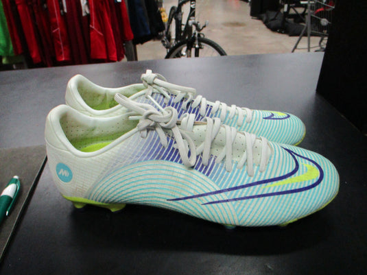 Used Nike Mercurial MD S005 Size 6 Soccer Cleats
