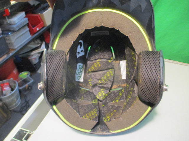 Load image into Gallery viewer, Used Under Armour UABH100 Size 6 1/2 - 7  1/2 Batting Helmet
