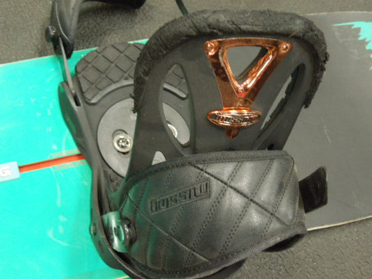 Used Burton Sherlock FlyingV 154cm Snowboard w/Matching Burton Mission Bindings