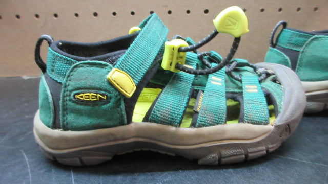 Load image into Gallery viewer, Used Keen Newport H2 Sandal Kids Hiking Shoes - Size Youth 11
