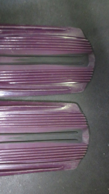 Load image into Gallery viewer, Used Aqua Lung Blades 2 24&quot; Swim Fins Adult Size Small - small wear on heels
