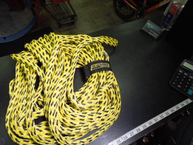 Load image into Gallery viewer, Used Seachoice Prod. 50' Tow Rope and Dock Line
