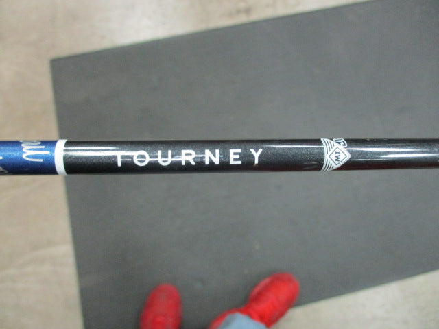 Load image into Gallery viewer, Used Mac Gregor Tourney MT Jr 7 Iron - RH
