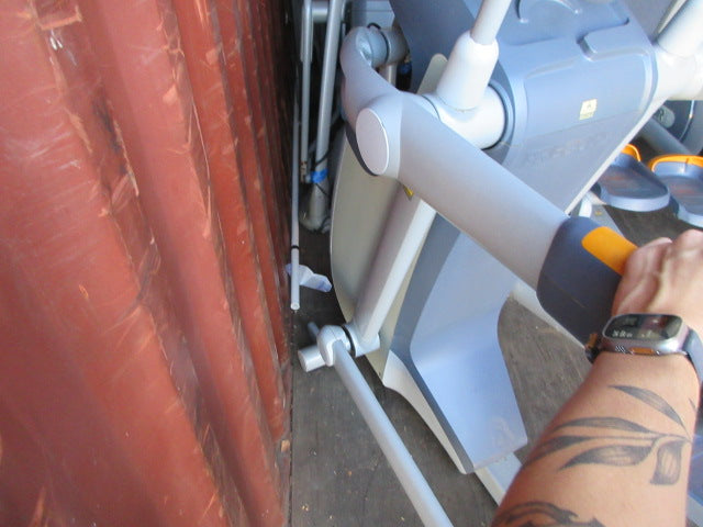 Load image into Gallery viewer, Used Precor AMT 100i Adaptive Motion Trainer 4 Way Low Impact Cardio Machine
