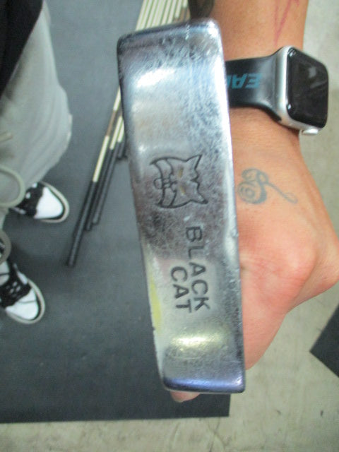 Load image into Gallery viewer, Used Lynx Black Cat 33&quot; Putter - RH
