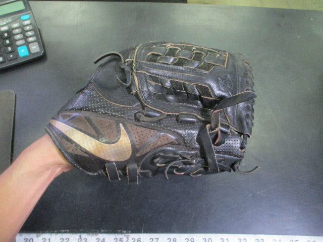 Load image into Gallery viewer, Used Nike MVP Select Hyperfuse 12" RHT Leather Glove
