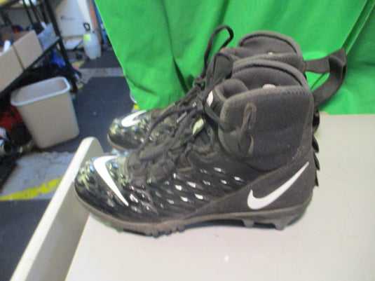 Used Nike Force Size 7.5 High Top Cleats