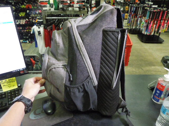 Load image into Gallery viewer, Used Demarini OG Voodoo BB SB Bat Backpack 1 Zipper Missing
