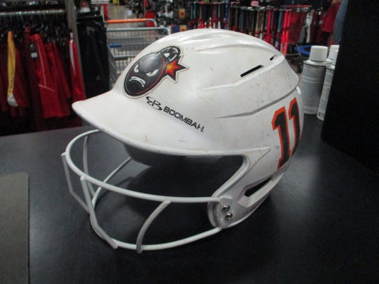 Used Boombah Jr. Batting Helmet With Face Guard in White Size 6 1/4 - 7