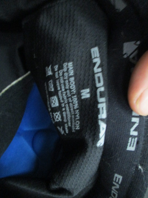 Used Endura Size Mens Medium Cycling Padded Shorts